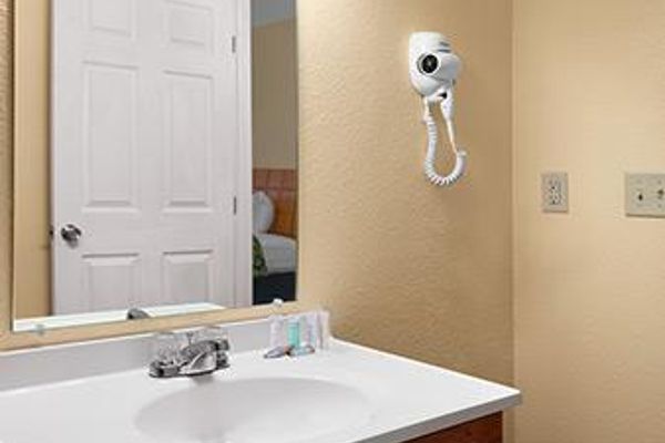 #1 Value Inn Clovis